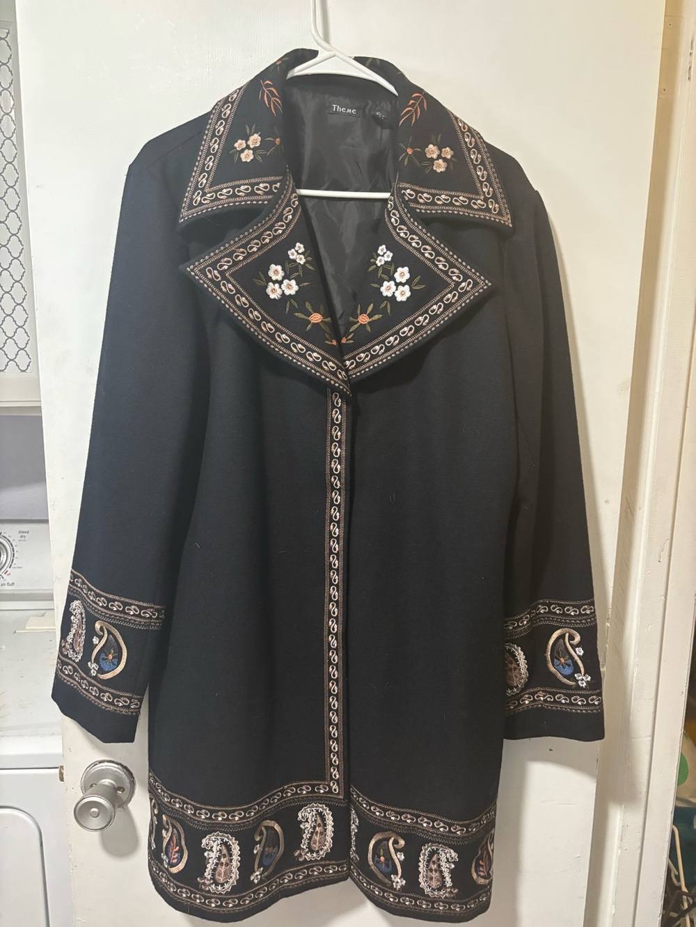 Theme Embroidered Wool Blend Black Mid / Long Length Size XL